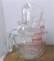 Pyrex Measuring Cup Lot of 4