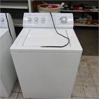 Whirlpool Ultimate care II Washing machine.