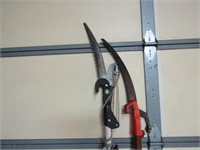 (2)Pole saws.