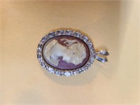 Gold Cameo Broche-tested Gold