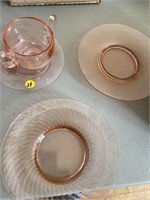 VARIOUS PCS. OF DEPRESSION GLASS