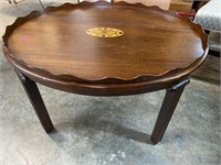 CHIPPENDALE INLAID OVAL COFFEE TABLE