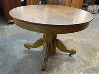 ROUND TIGER OAK TABLE WITH 3 LEAVES