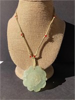 Jade pendant with rope