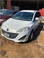 2012 White Mazda Mazda 5 (K $85 Start)