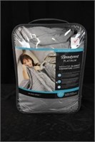 GREY WEIGHTED BLANKET - 15 LB- BEAUTYREST - NO BAG