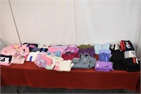 8 FOOT TABLE OF GIRLS CLOTHES- ASSORTED SIZES
