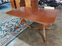 Nice vintage dining rm table, chairs leaves pads