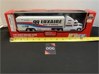 Phil Parsons 1:64 Scale 1995 NASCAR Semi New