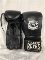 Reyes CLETD Pro Boxing Gloves