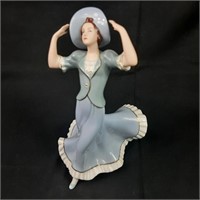 Stunning Royal Dux Woman in Hat Figurine