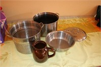 STOCK POT STAINLESS, BROWN PITCHER