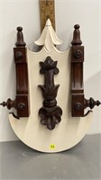 ANTIQUE WOOD WALL HANGING 18X13