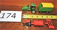 ERTL John Deere Tractor & Bailer Toy Lot
