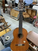 Yamaha acoustic guitar CGS 102
