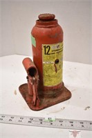 12 Ton Bottle Jack (Missing Handle)