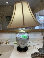 CHINESE ENAMELED PORCELAIN LAMP