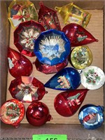 BL- VINTAGE PLASTIC DIARAMA ORNAMENTS