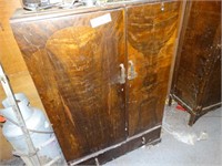 Vintage Timber 2 Door Cabinet