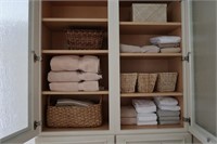Large Lot Bath Towels, Hand Towels, Baskets &