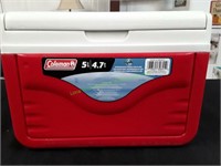 Coleman Red  5 Qt Lunch Box Cooler