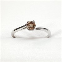 Certified 10K  Diamond(Si,0.3Ct) Ring