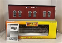 Rail King MTH Trains Engine Shed with box