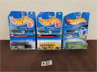 3x New Hot Wheel cars (estate collection)