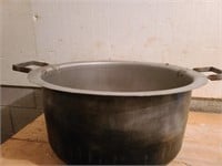 Extra Large Cooking Pot