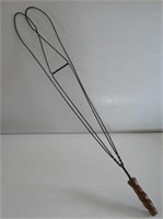 Early Rug Beater