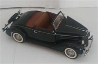 Danbury Mint 1936 Ford Deluxe Cabriolet