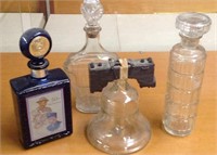 A lot of 4 Glass Decanters