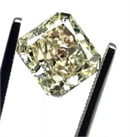 3.00 Ct GIA Certified  Fancy  Radiant Diamond