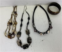 Women’s Necklaces and Bracelet Lot