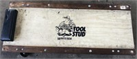 "Tool Stud" Creeper