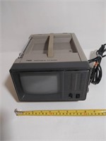 Old School Portable TV Radio/7H,8L,11D