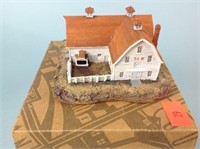 Ertl collectibles Cross-Gambrel roofed barn