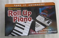 New Electronic Roll Up Piano Keyboard