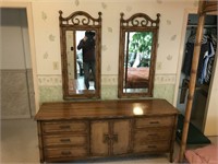 Thomasville Triple Dresser w/ 2 Matching Mirrors
