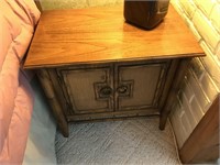 Thomasville 2 Drawer Night Stand w/ Hidden Drawer