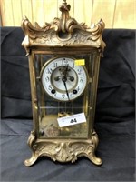 Early 19th Century New Haven Mantle Clock