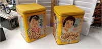 Vintage cookie tin's