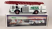 1989 Hess toy fire truck with dual sirens