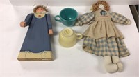 1 wood doll 1 angel doll with 2 fiesta mugs