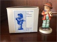 Hummel Little Fiddler figurine
