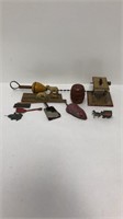 Lot of vintage toys - wind up mouse, barrel