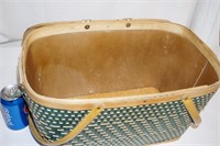 Nice Metal Handle Vintage Picnic Basket