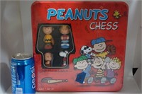 Peanuts Charlie Brown Chess Set in Tin