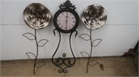 Home Decor Lot-Metal Flowers & Clock