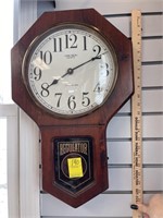CLOCK W/ WESTMINISTER CHIME / NOT TESTED